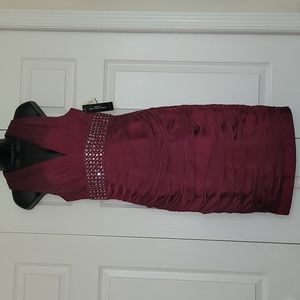 🎉💜HP💜🎉Carmen Marc Valvo Dress 6